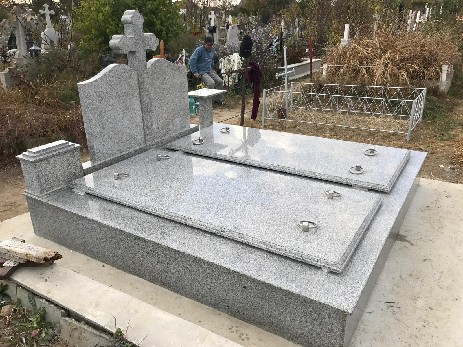 Lucrare funerară Divinum 6