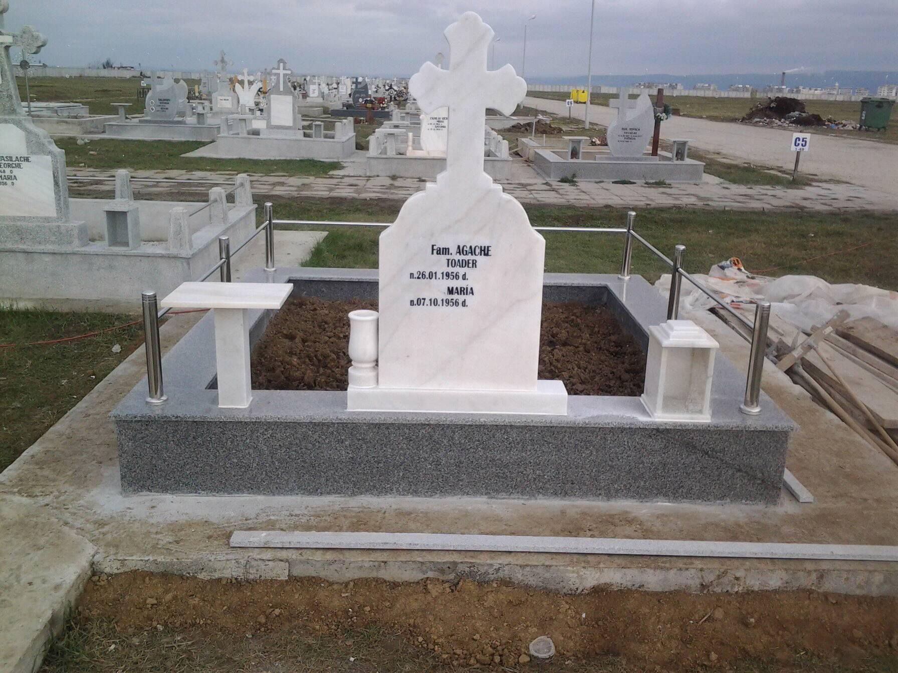 Lucrare funerară Divinum 7