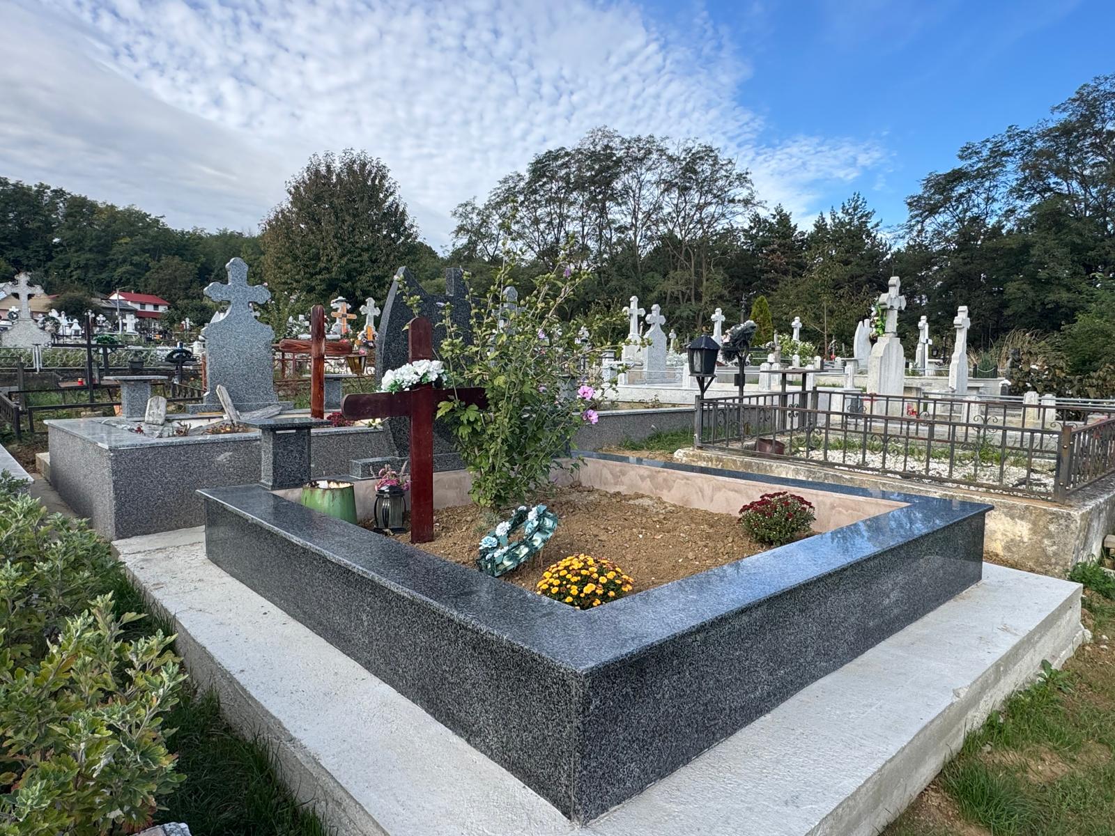 Lucrare funerară Divinum 14