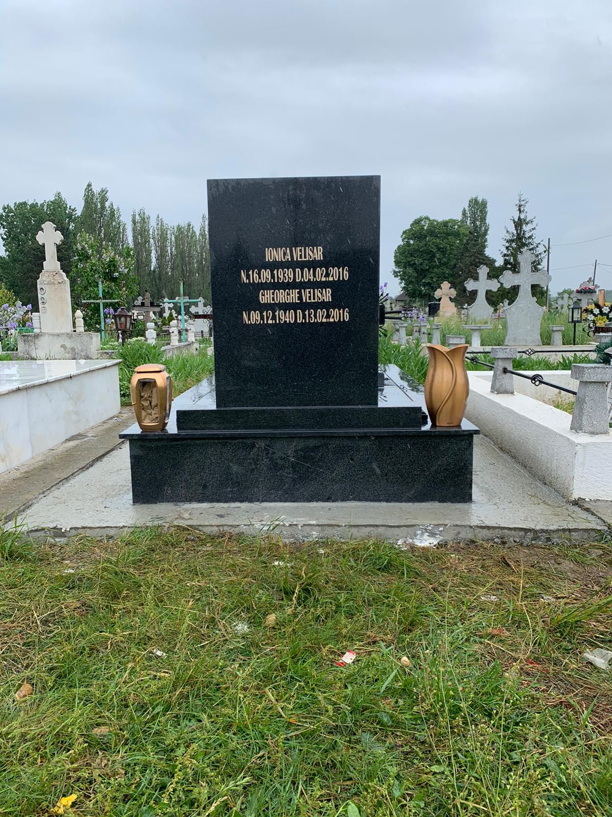 Lucrare funerară Divinum 21