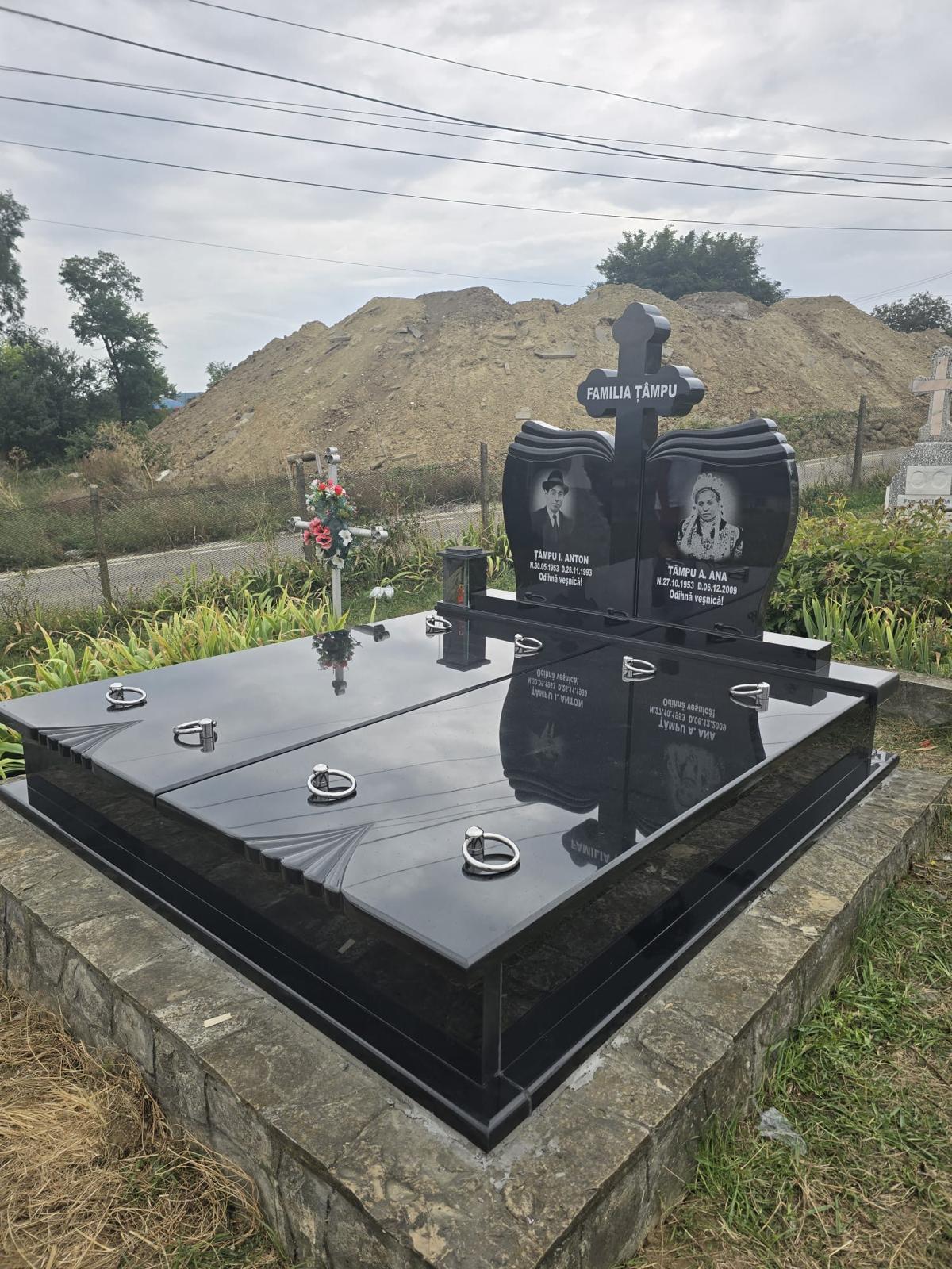 Lucrare funerară Divinum 34