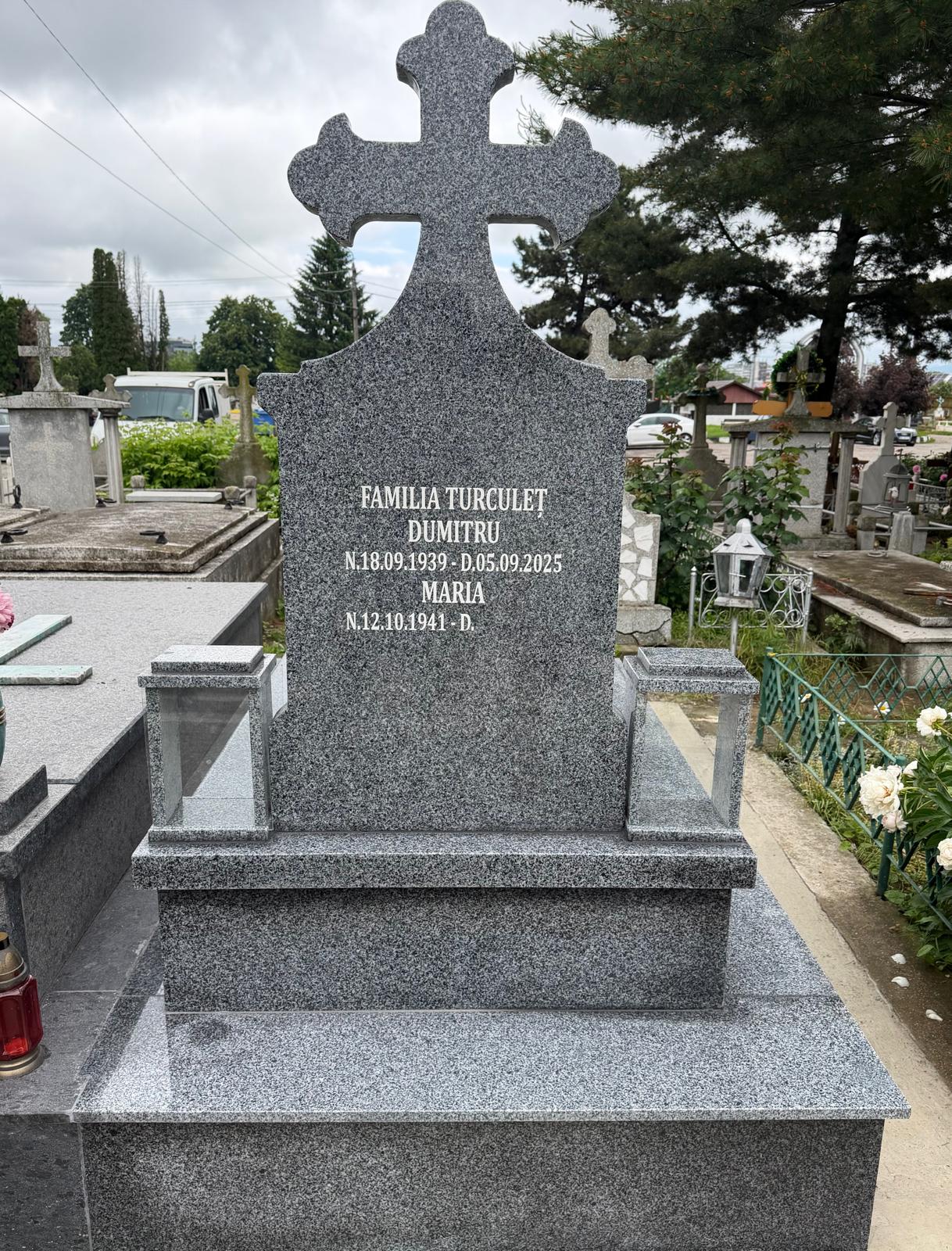 Lucrare funerară Divinum 39