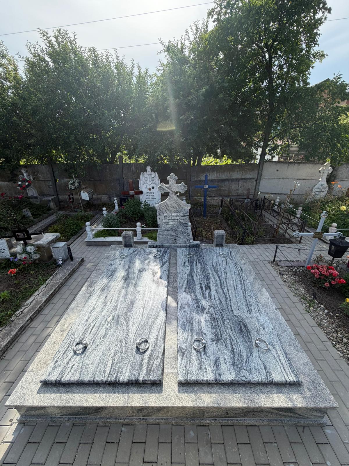 Lucrare funerară Divinum 48