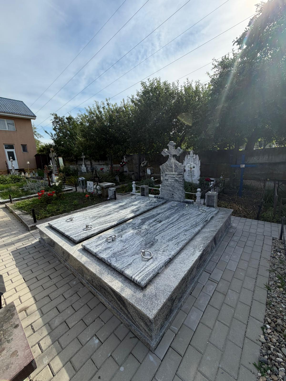 Lucrare funerară Divinum 49