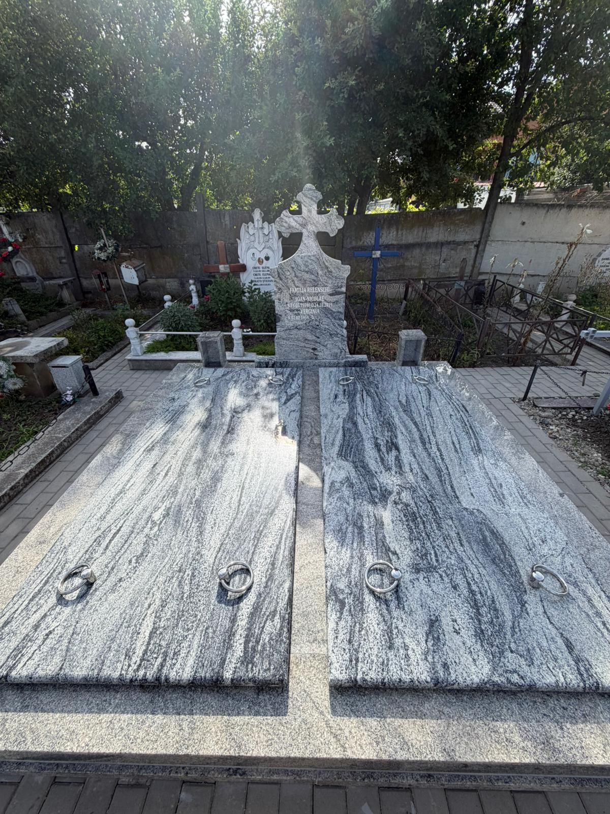 Lucrare funerară Divinum 50