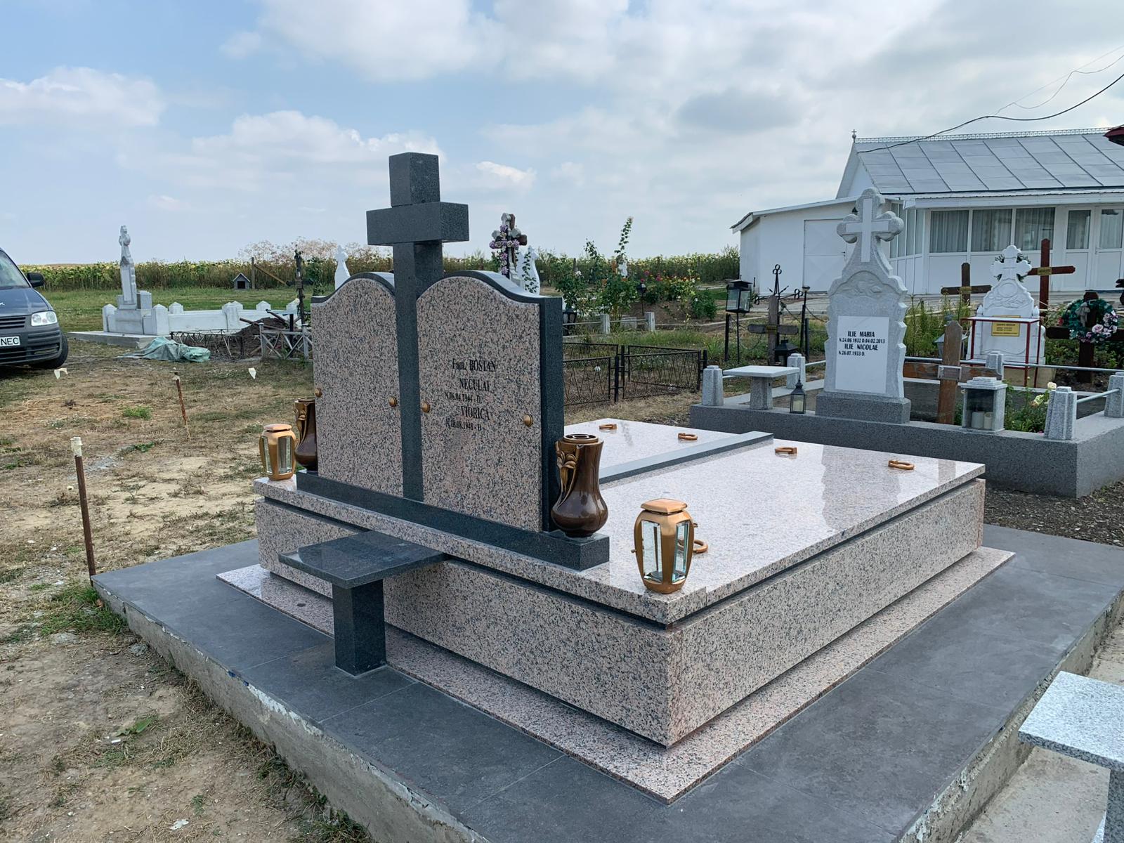 Lucrare funerară Divinum 54