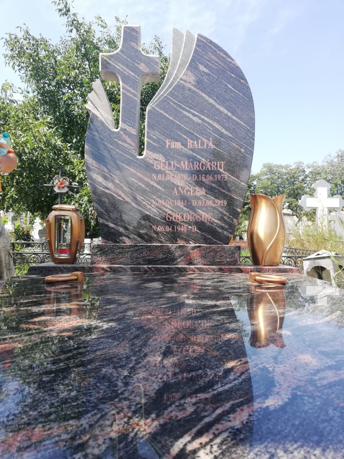 Lucrare funerară Divinum 56