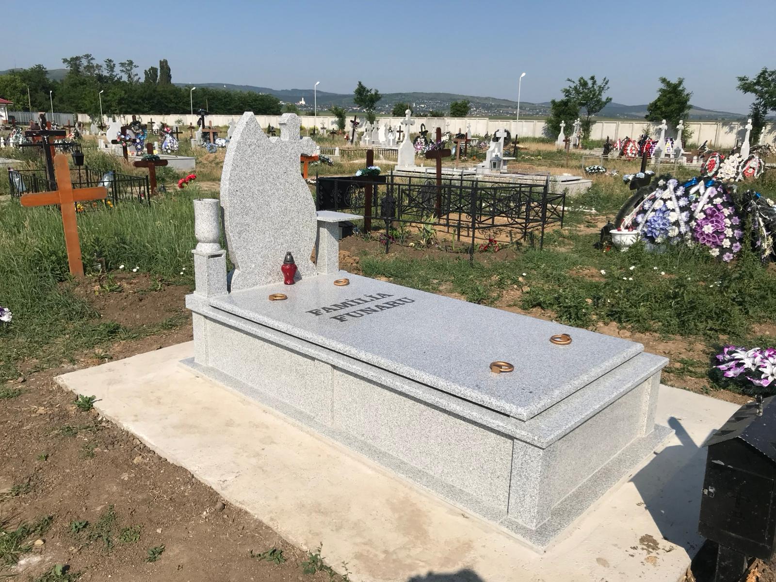 Lucrare funerară Divinum 57