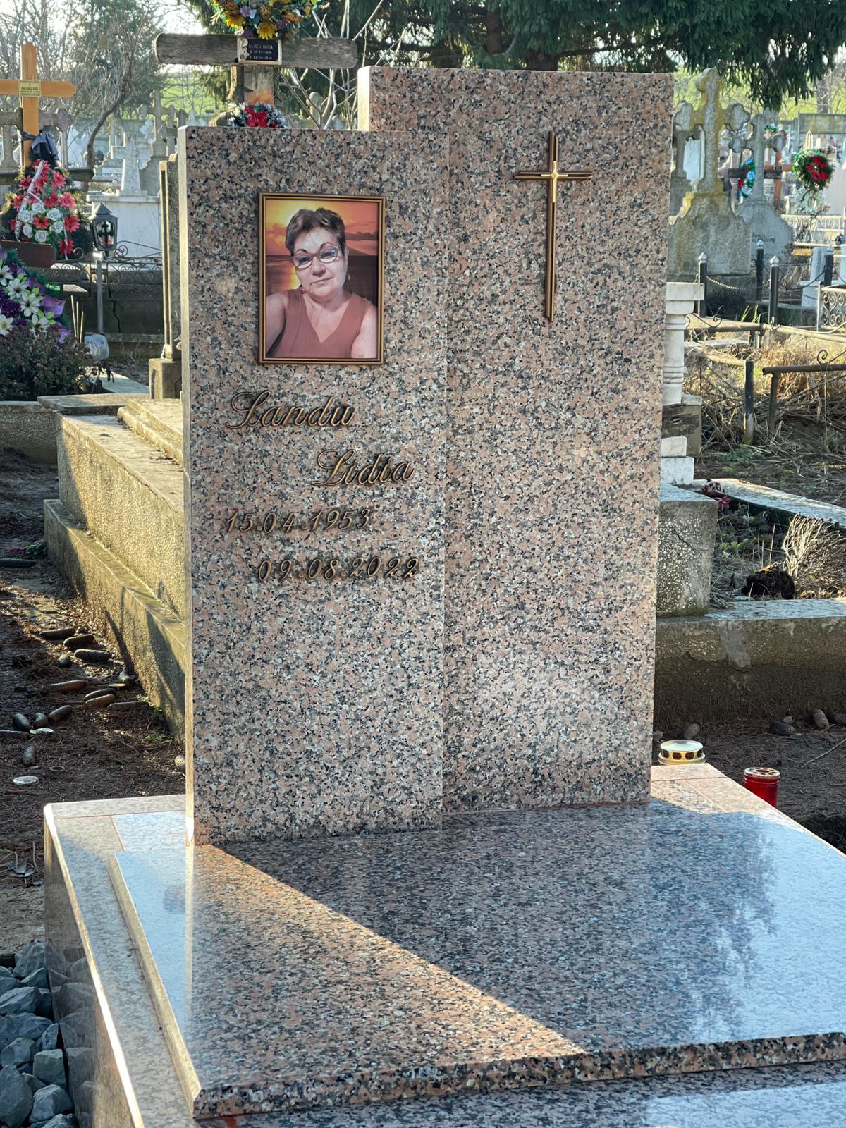 Lucrare funerară Divinum 60