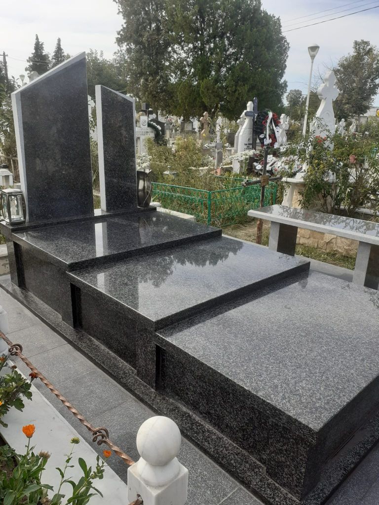 Lucrare funerară Divinum 67