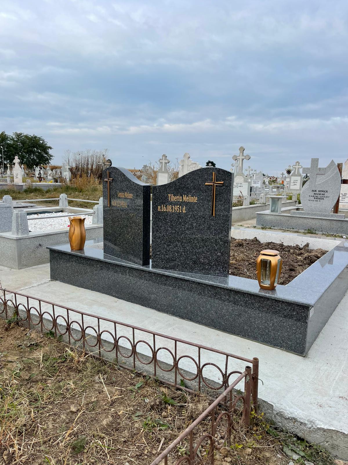 Lucrare funerară Divinum 92