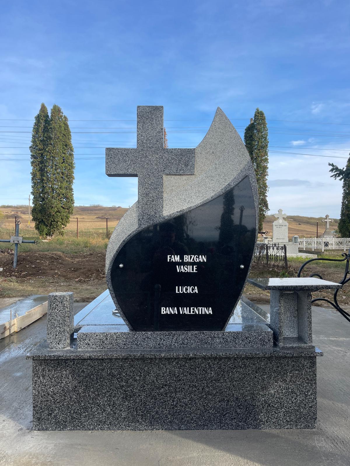 Lucrare funerară Divinum 100